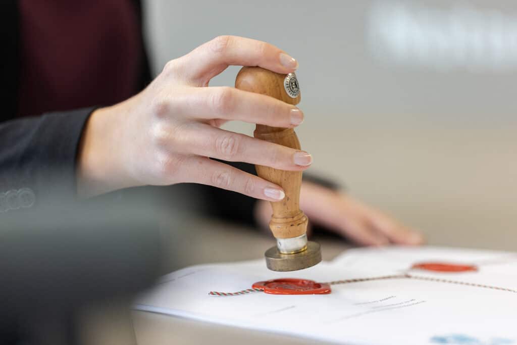 Brücker und Klühs Notare